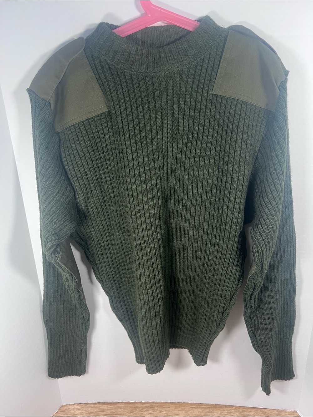 Valor CollectionMen's Olive Green Wool Ribbed Military Sweater